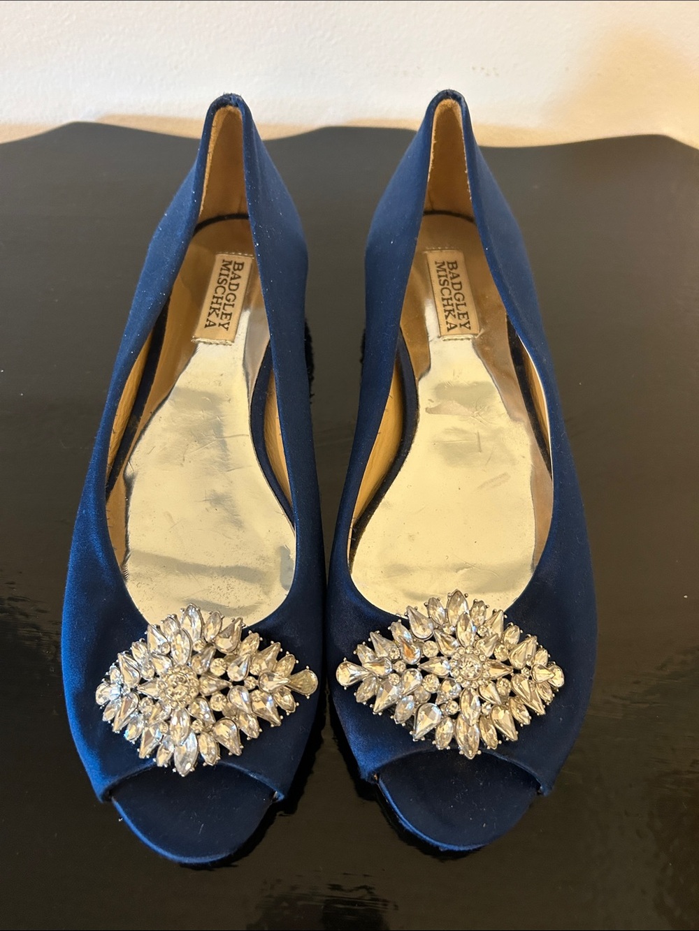 Badgley Mischka Vintage “Cher” Navy Crystal Embellished Peep-Toe Flats Size 8
